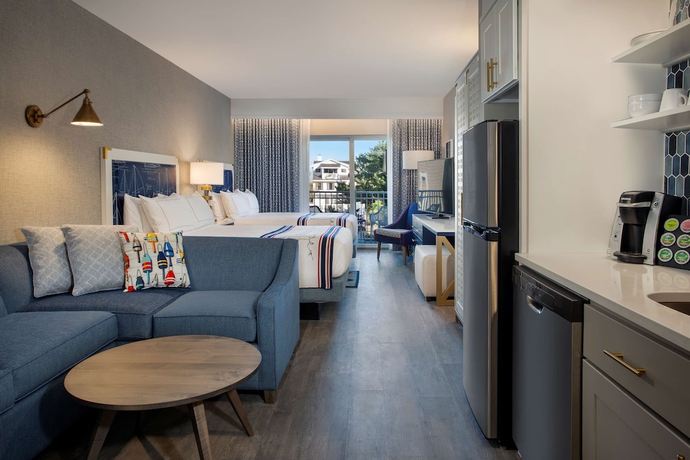 fenwick shores tapestry collection by hilton