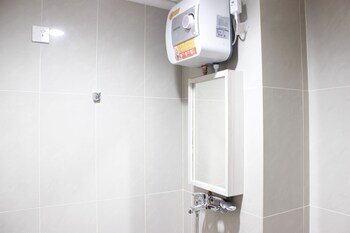 minimalist studio room taman melati apartment jatinangor