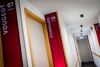 hotel louvree restaurant le 428