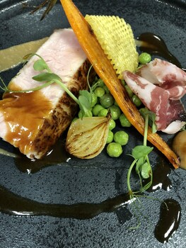 hotel louvree restaurant le 428