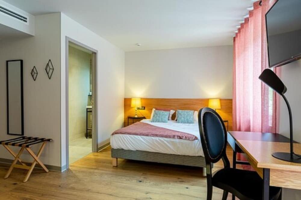 hotel louvree restaurant le 428