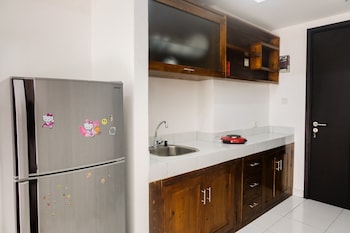 comfortable and spacious studio casa de parco apartment