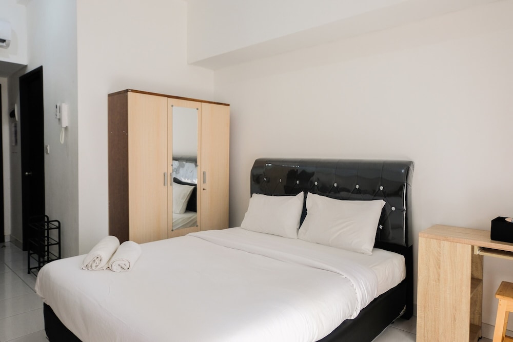 comfortable and spacious studio casa de parco apartment