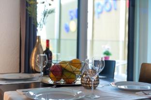 lu bourbaki i allmend hitrental apartment