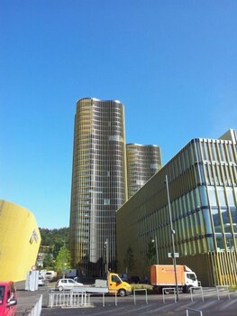 lu bourbaki i allmend hitrental apartment