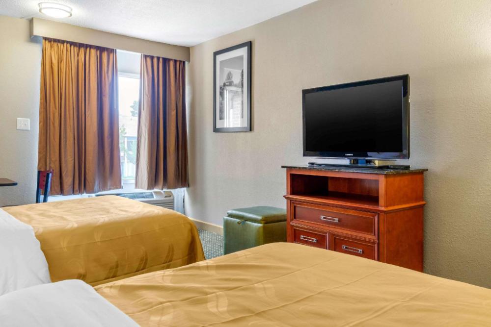 quality inn and suites apex holly springs