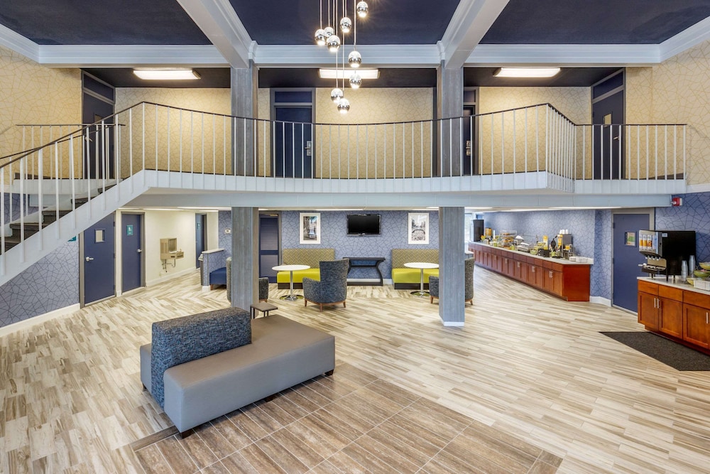 quality inn and suites apex holly springs