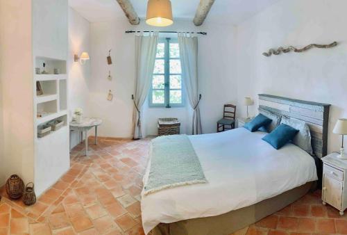 la bastide