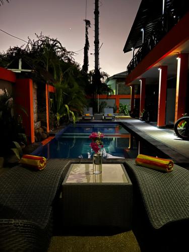 tropica gili hotel