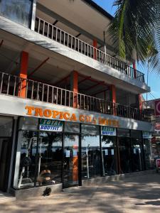 tropica gili hotel