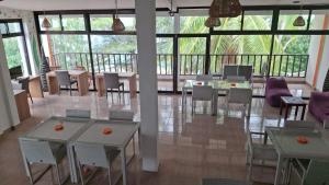 tropica gili hotel