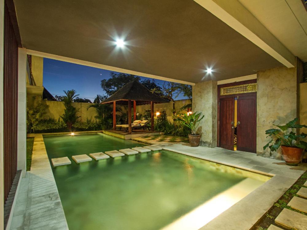 apple villa and apartment