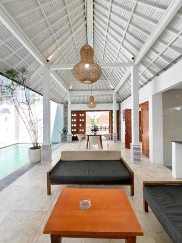 apple villa and apartment