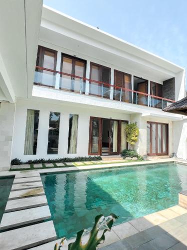 apple villa and apartment