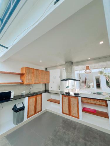 apple villa and apartment