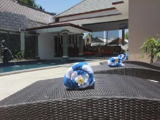 dcamel hotels lembongan
