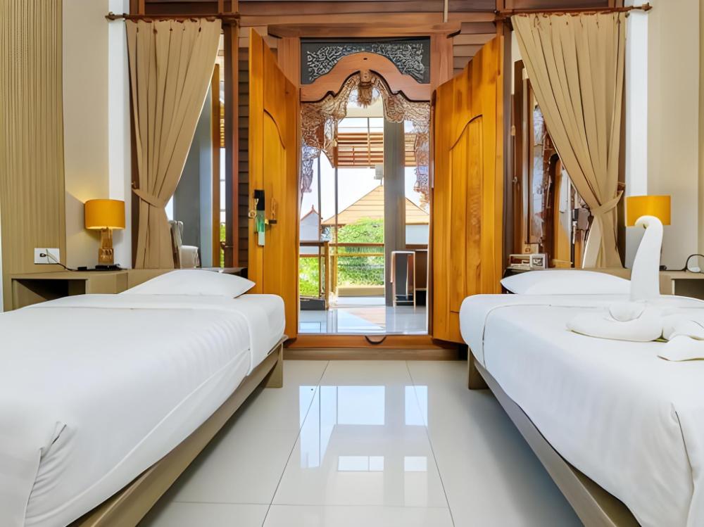 dcamel hotels lembongan