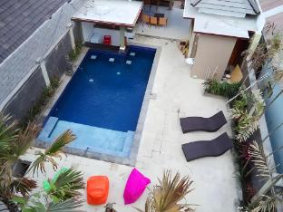 dcamel hotels lembongan