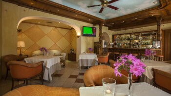 villa delta suite house