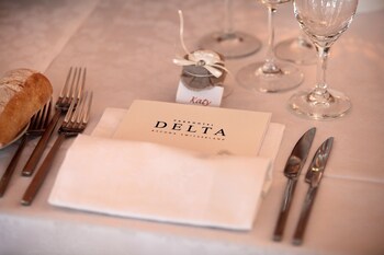 villa delta suite house