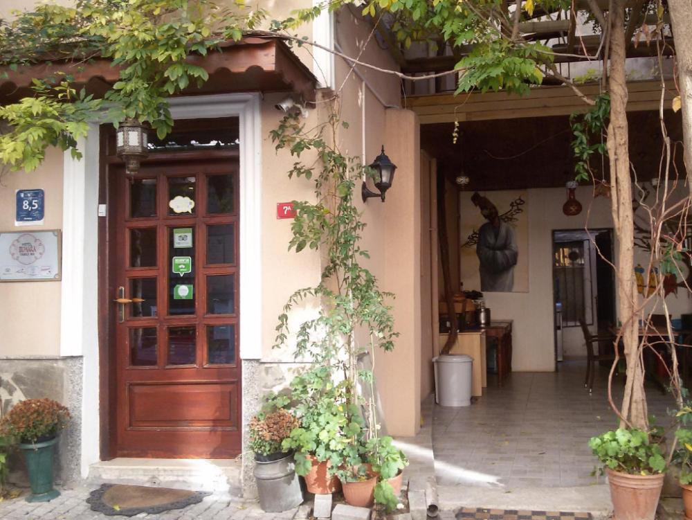 family inn buhara otel