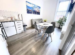 albert luxury hottub and jacuzzi apartments