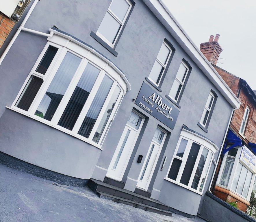 albert luxury hottub and jacuzzi apartments