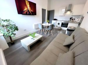 albert luxury hottub and jacuzzi apartments