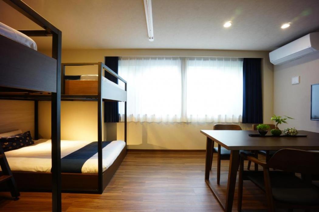 rona hotel