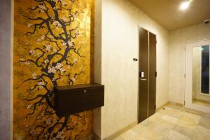 rona hotel
