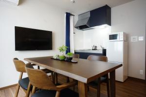 rona hotel