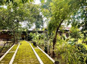 santalum hotel