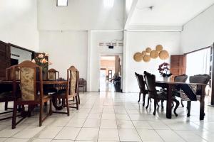 santalum hotel