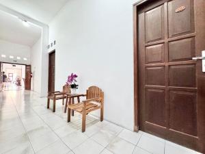 santalum hotel