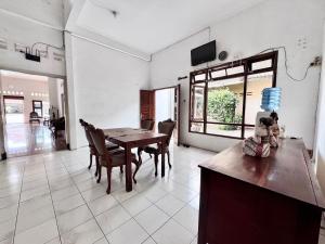 santalum hotel