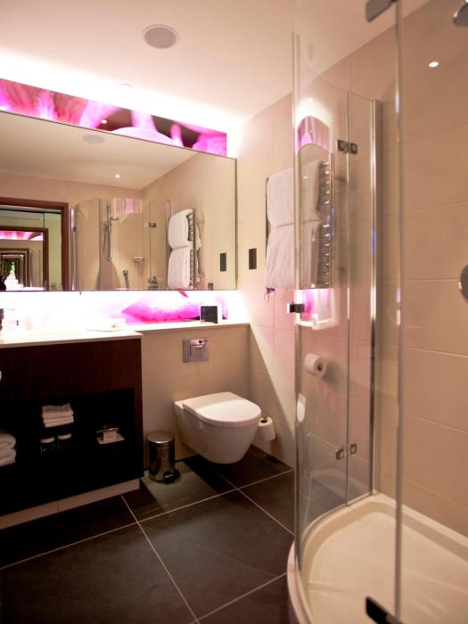 hilton london heathrow airport terminal 5