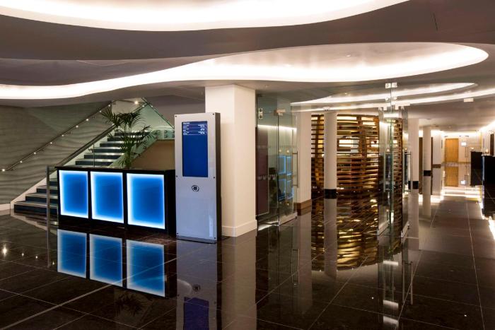hilton london heathrow airport terminal 5