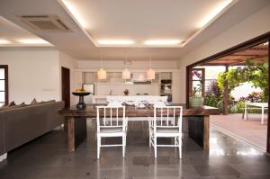 nunia boutique villas