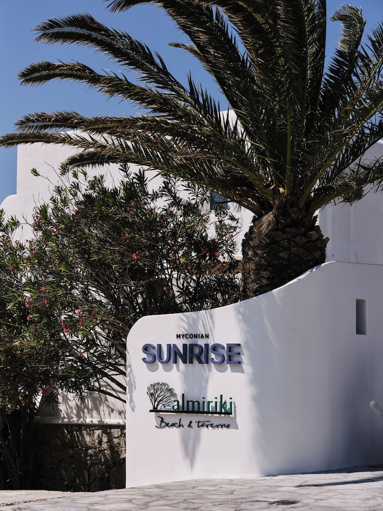 myconian sunrise relais and chateaux hotel