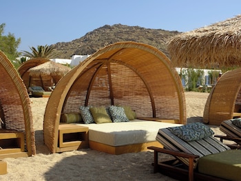myconian sunrise relais and chateaux hotel