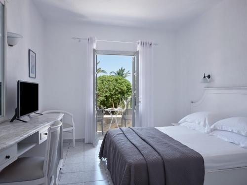 myconian sunrise relais and chateaux hotel