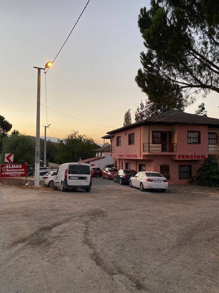 elmas restaurant ve pansiyon