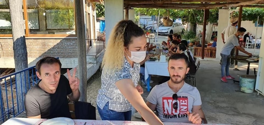 elmas restaurant ve pansiyon