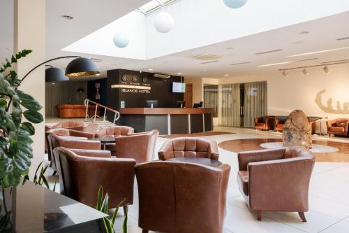 riga islande hotel with free parking