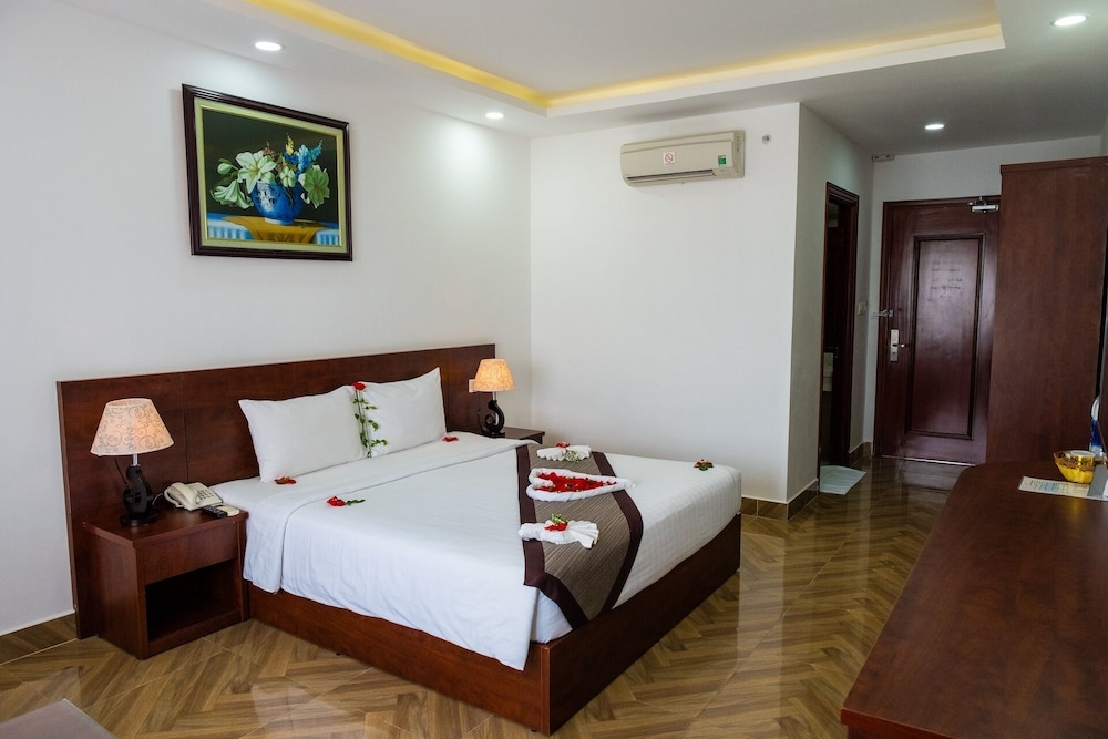 gem hotel