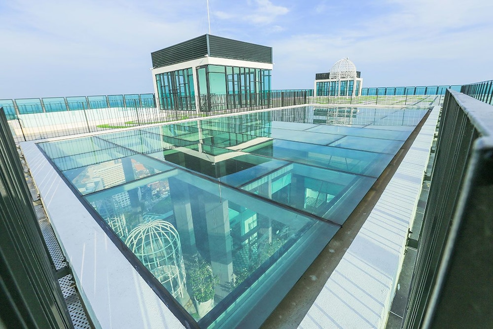ck hotel