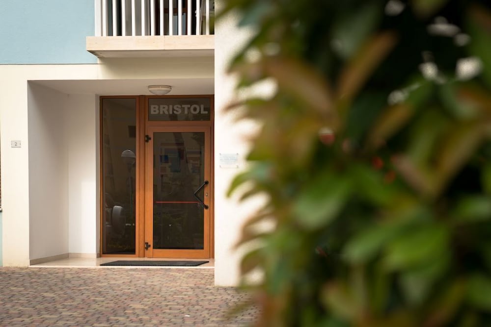 residence bristol bibione