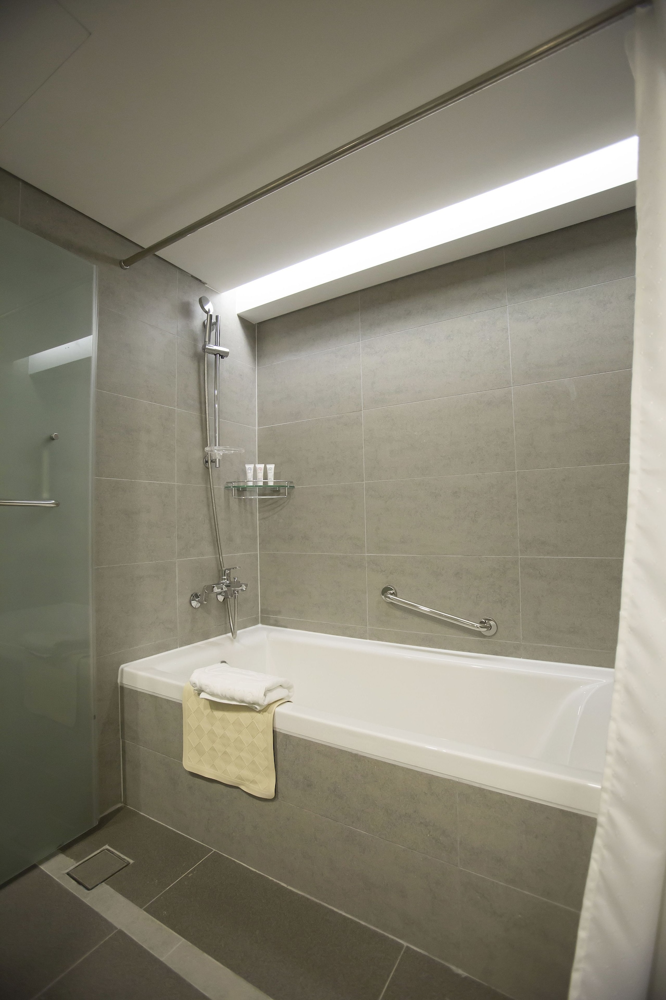 holiday inn