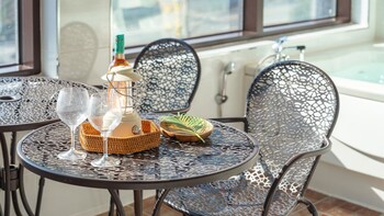 geoje marine castel pension