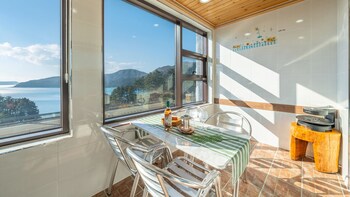 geoje marine castel pension